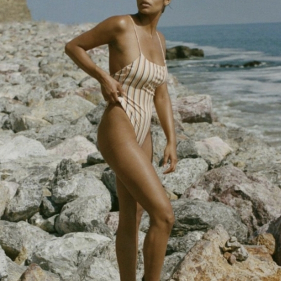 NWOT Zulu & Zephyr x Free People licorice striped ribbed one piece swim suit - Picture 3 of 11